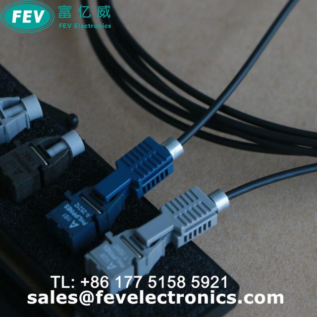 Versatile Link HFBR-4503Z and HFBR-4513Z fiber optic cable patch cord connector