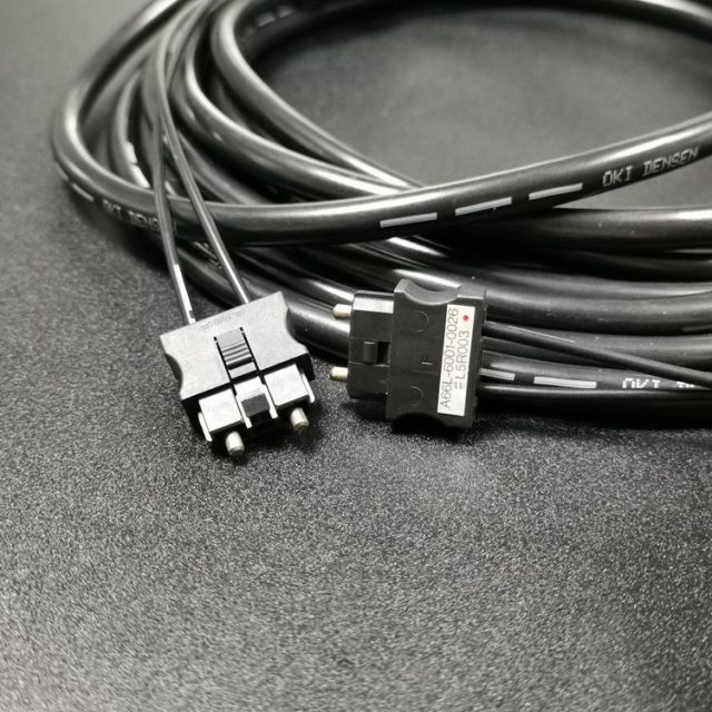 FANUC A66L-6001-0026#L7R003 FIBER OPTIC CABLE HCS