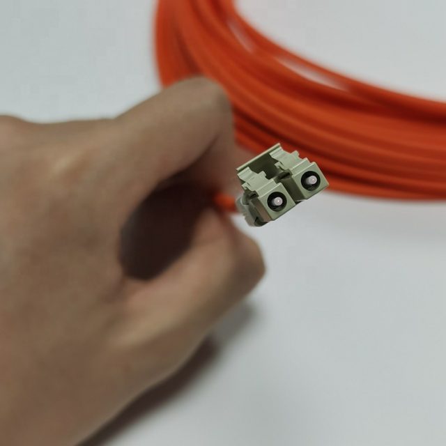 QG-G50-2C-25M-B-LL QG-G50-2C-30M-B-LL QG-G50-2C-50M-B-LL QG-G50-2C-80M-B-LL Industrial Jumper
