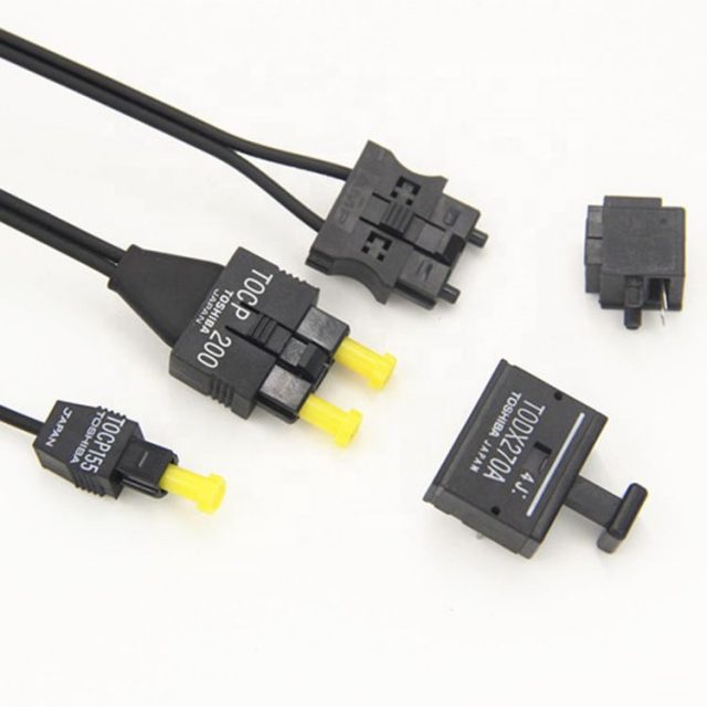 Toshiba TOCP200 OPTIC FIBER CABLE