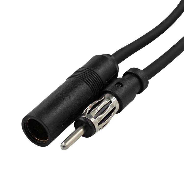 CAR RADIO ANTENNA CABLE PLUG TO SOCKET FEV-CAP220