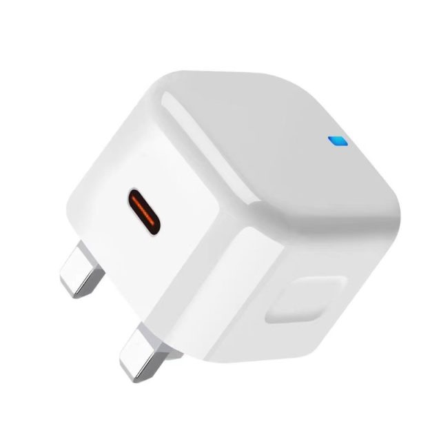 UK Travel Charger TYPE-C outlet for Cell Phone Fast Charge